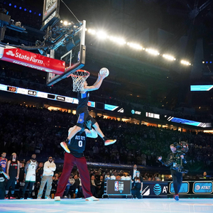 强对话中创 强对话中创